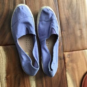 Womens slip on Espadrilles